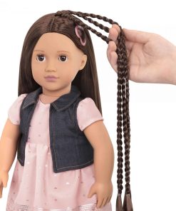 בובה עם צמות לילדים קיילין Kaelyn – הבובה המושלמת לגידול ועיצוב שיער